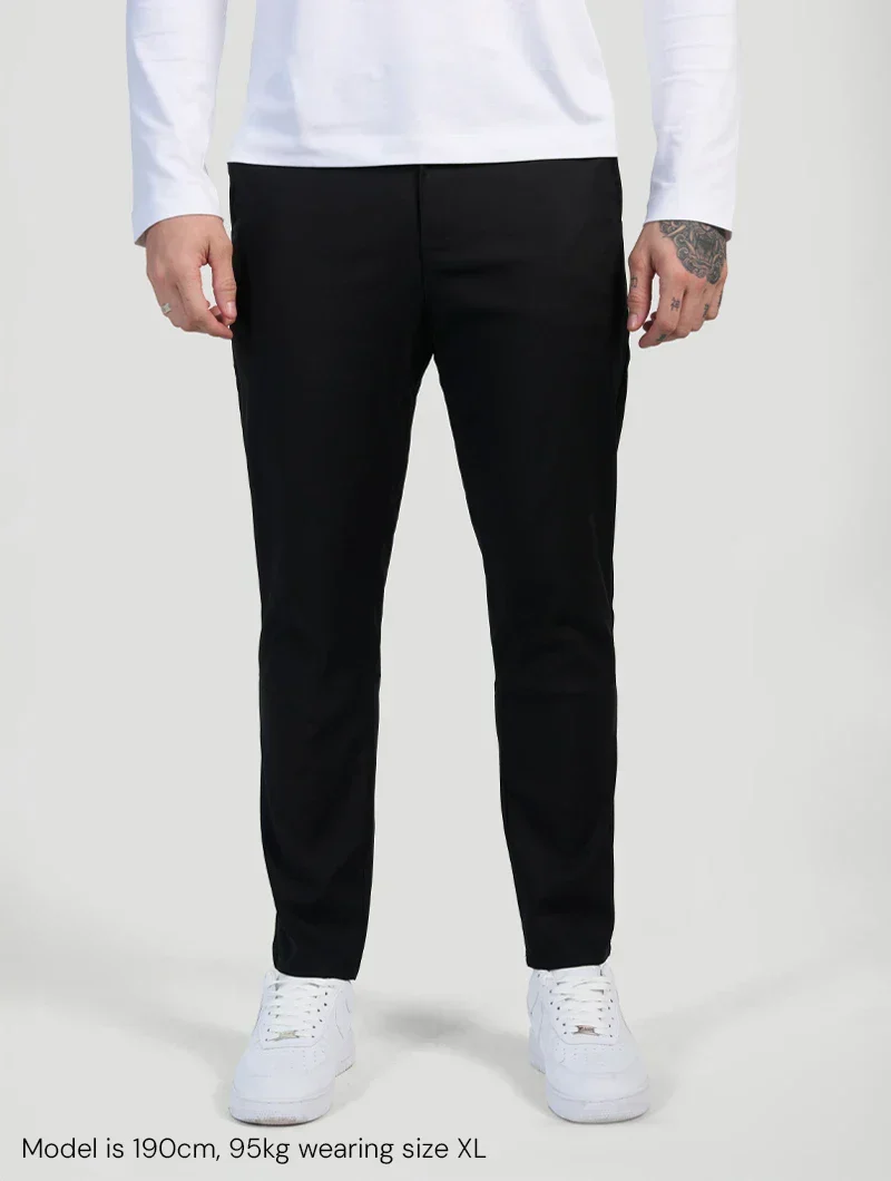 Astino Pantalones rectos - Negro