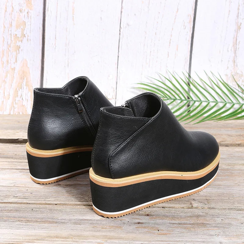 Botines de cuña con plataforma y cierre lateral para mujer