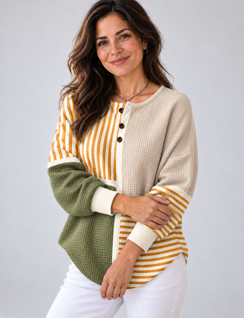 Sudadera Harper beige de mujer con cuello henley de botones