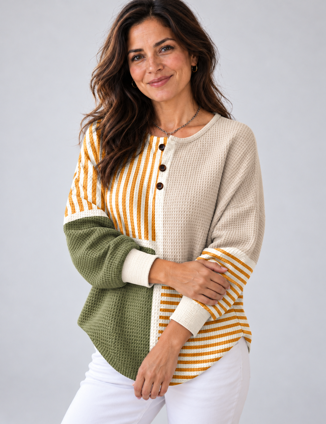 Sudadera Harper beige de mujer con cuello henley de botones