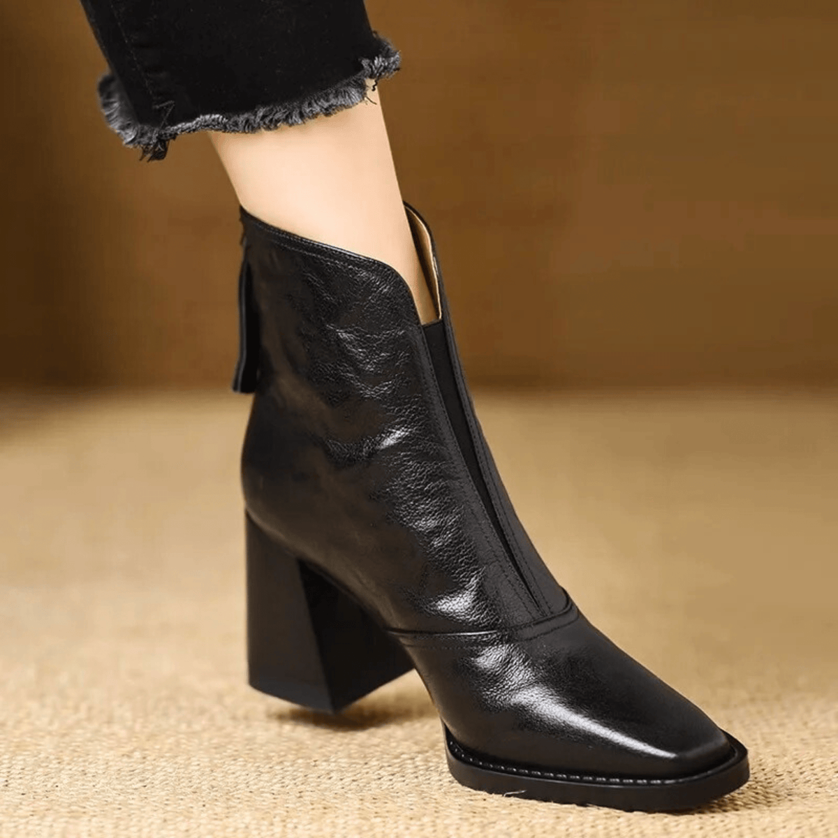 Botas mujer al tobillo con tacón ancho y cierre – estilo elegante urbano